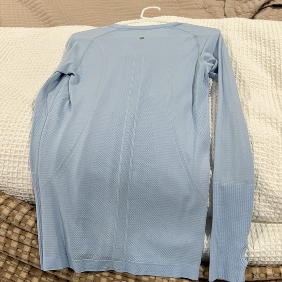 Lululemon Swiftly Tech Long Sleeve in Breezy - Picture 7 of 7